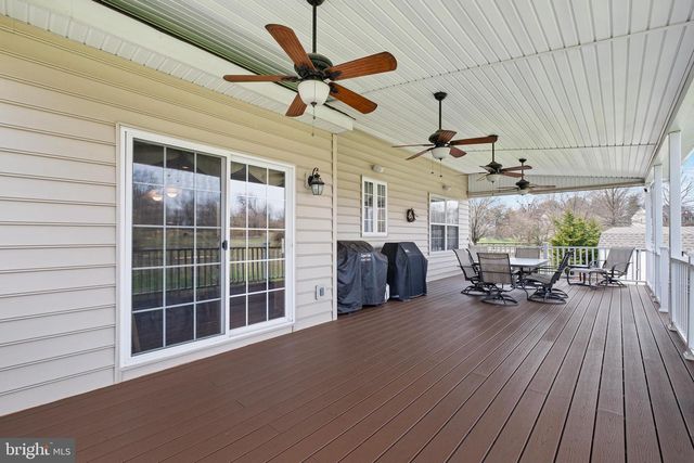 26 WOODSIDE FARM DR, Garnet Valley, PA 19060