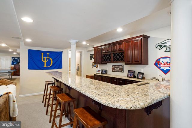 26 WOODSIDE FARM DR, Garnet Valley, PA 19060