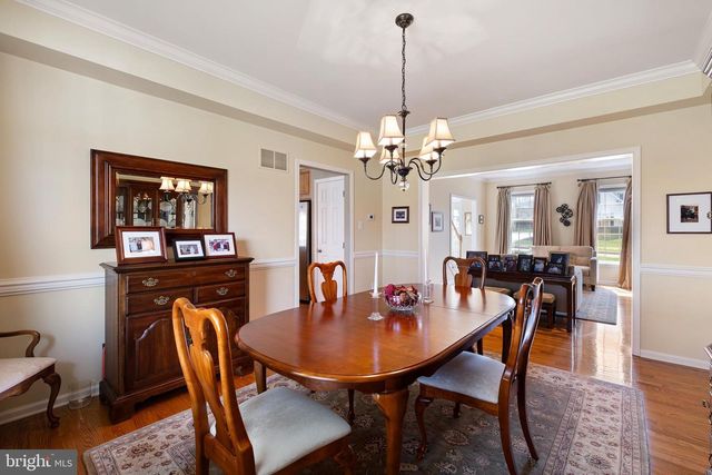 26 WOODSIDE FARM DR, Garnet Valley, PA 19060
