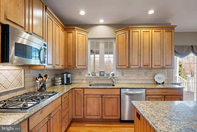 26 WOODSIDE FARM DR, Garnet Valley, PA 19060