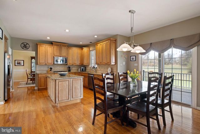 26 WOODSIDE FARM DR, Garnet Valley, PA 19060