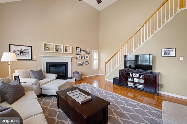 26 WOODSIDE FARM DR, Garnet Valley, PA 19060