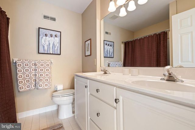26 WOODSIDE FARM DR, Garnet Valley, PA 19060