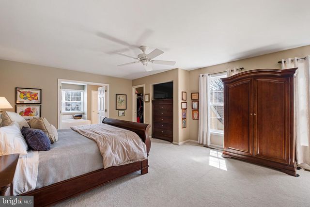 26 WOODSIDE FARM DR, Garnet Valley, PA 19060
