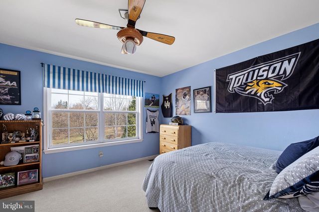26 WOODSIDE FARM DR, Garnet Valley, PA 19060