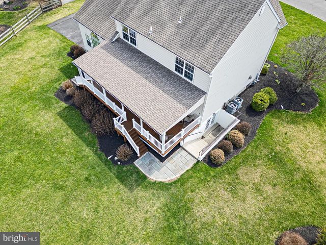 26 WOODSIDE FARM DR, Garnet Valley, PA 19060