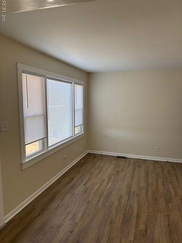 16426 Southampton PW, Capron, VA 23829