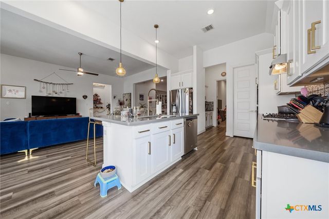 5767 Toscana Trace, Round Rock, TX 78665