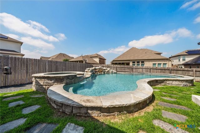5767 Toscana Trace, Round Rock, TX 78665