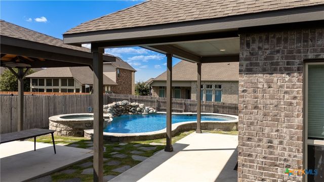 5767 Toscana Trace, Round Rock, TX 78665
