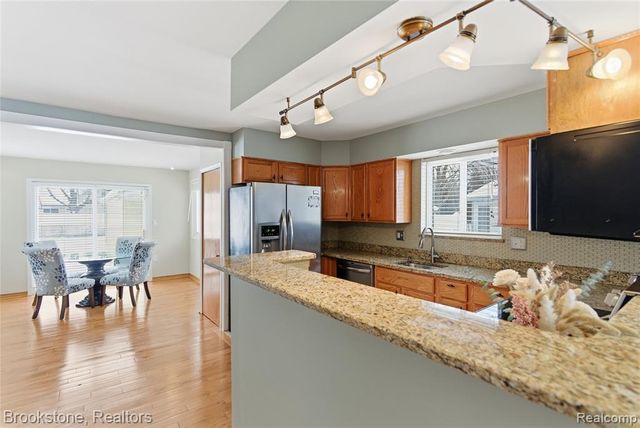 34642 Forman Drive, Sterling Heights, MI 48310