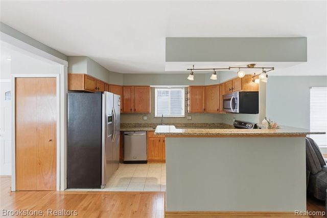 34642 Forman Drive, Sterling Heights, MI 48310