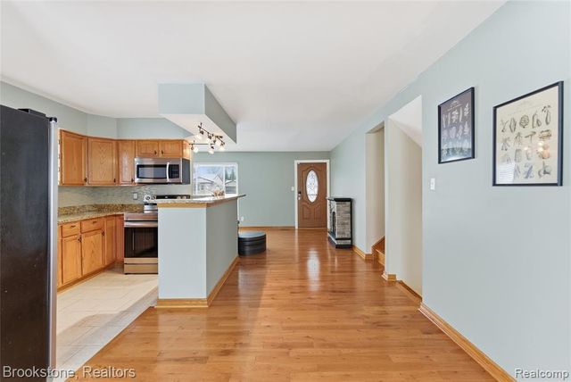 34642 Forman Drive, Sterling Heights, MI 48310