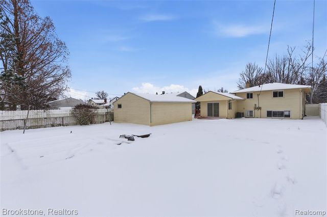 34642 Forman Drive, Sterling Heights, MI 48310