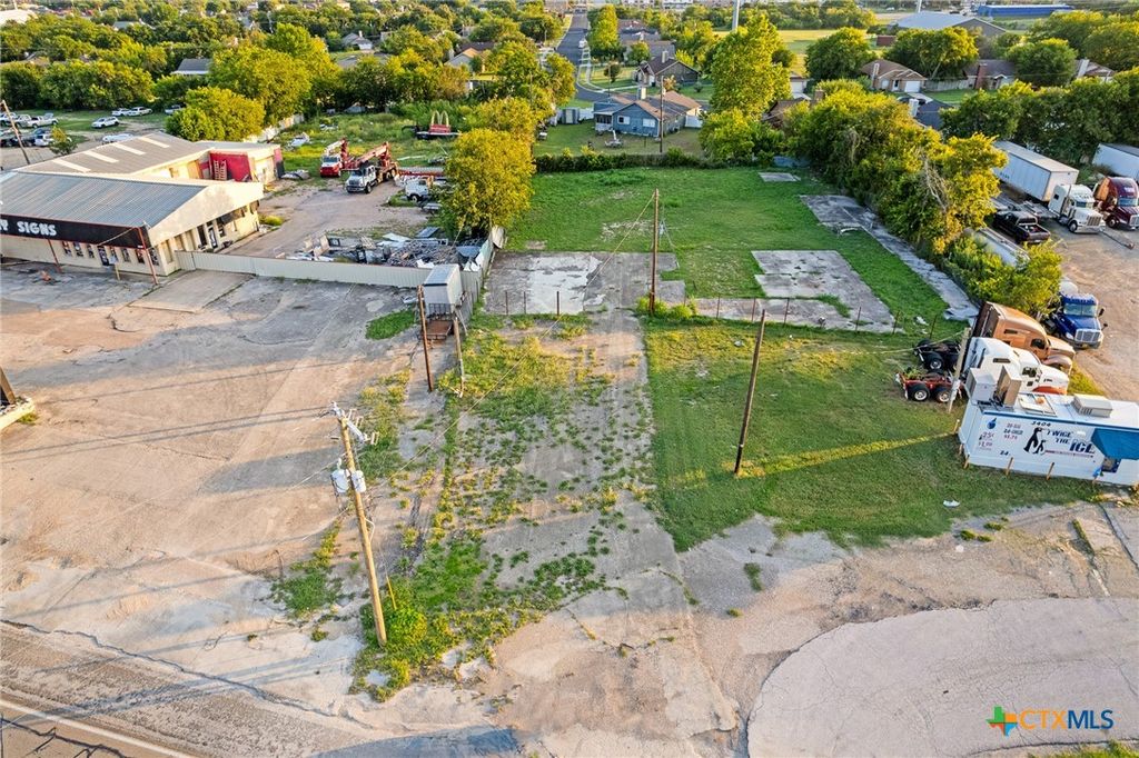 3530 E Veterans Memorial Boulevard, Killeen, TX 76543