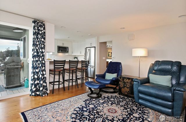 5539 Mutiny Sands Road, Freeland, WA 98249