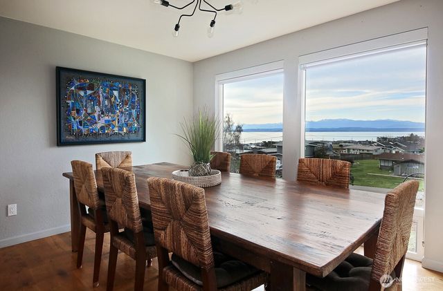 5539 Mutiny Sands Road, Freeland, WA 98249