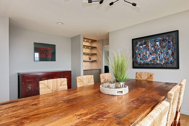 5539 Mutiny Sands Road, Freeland, WA 98249