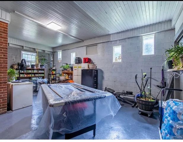 205 LONG ST, Savannah, TN 38372