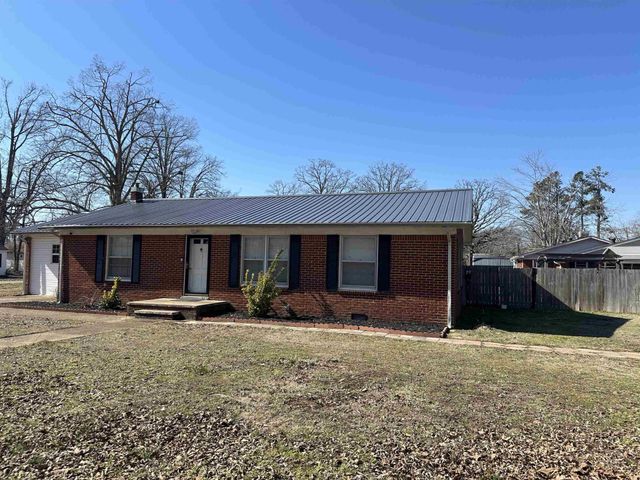 205 LONG ST, Savannah, TN 38372