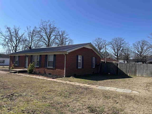 205 LONG ST, Savannah, TN 38372