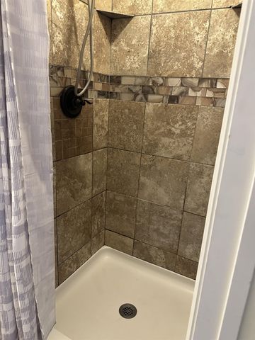 205 LONG ST, Savannah, TN 38372