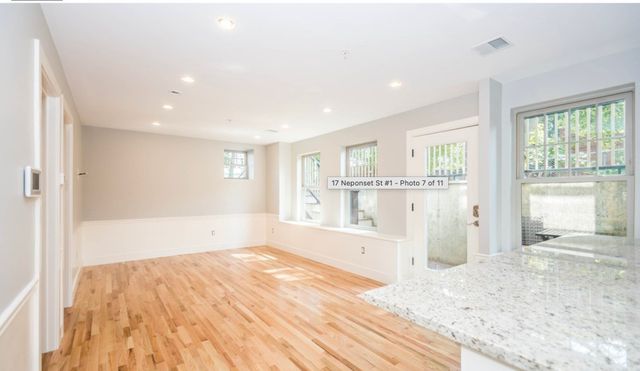 17 Neponset St A, Canton, MA 02021