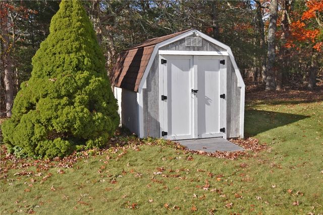 131 Little Pond Road, South Kingstown, RI 02879