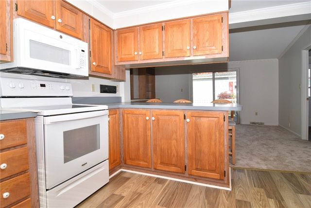 131 Little Pond Road, South Kingstown, RI 02879