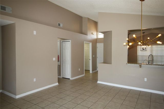 136 BAYSWATER LANE, Davenport, FL 33897