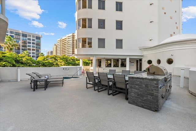 128 GOLDEN GATE POINT 202A, Sarasota, FL 34236