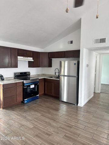 13221 N 21st Place 12, Phoenix, AZ 85022