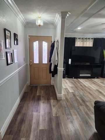 2467 Rhine Way, Elverta, CA 95626