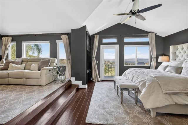 22535 Blueridge Court, Calabasas, CA 91302