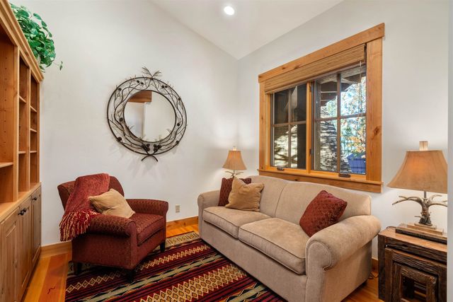 604 EJ Brickell, Truckee, CA 96161