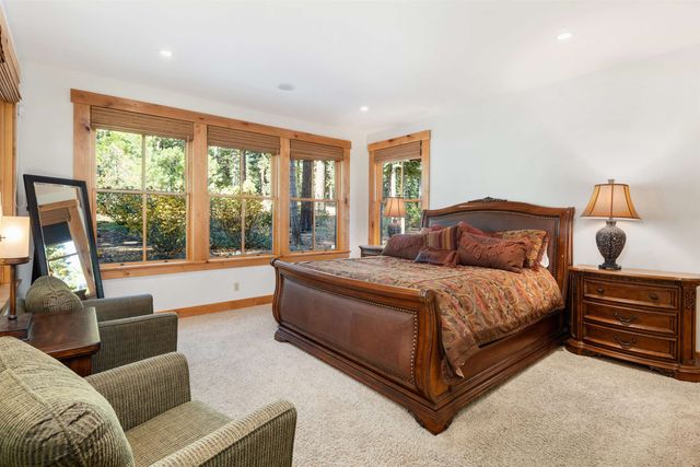 604 EJ Brickell, Truckee, CA 96161