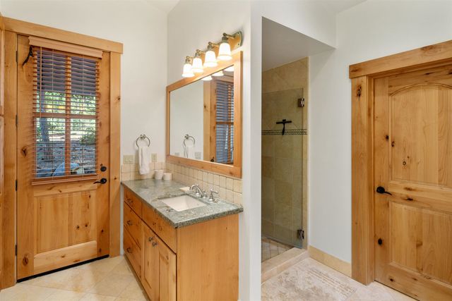 604 EJ Brickell, Truckee, CA 96161