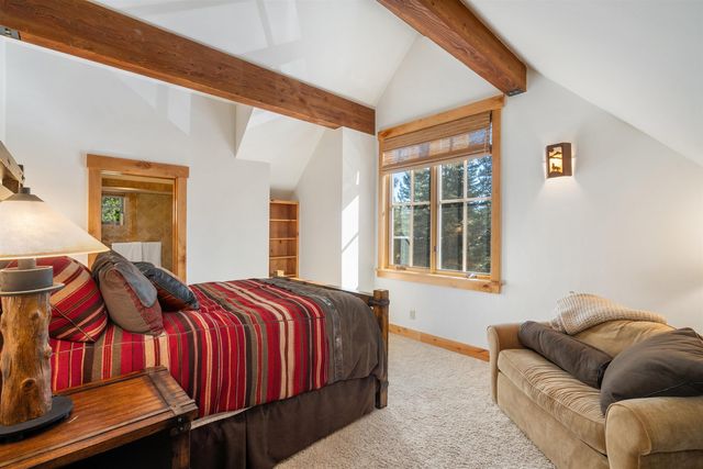 604 EJ Brickell, Truckee, CA 96161