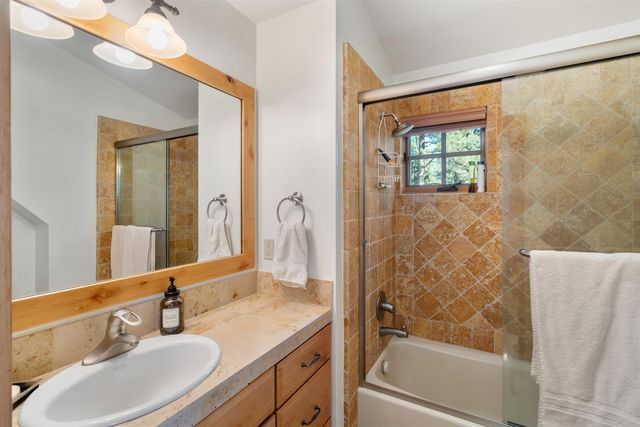 604 EJ Brickell, Truckee, CA 96161