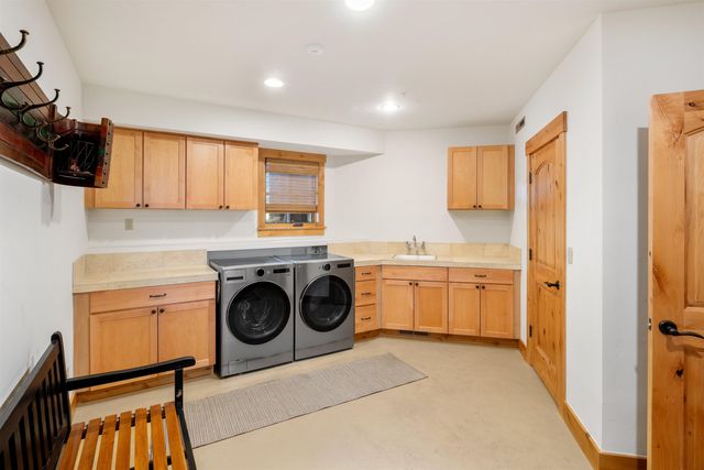 604 EJ Brickell, Truckee, CA 96161