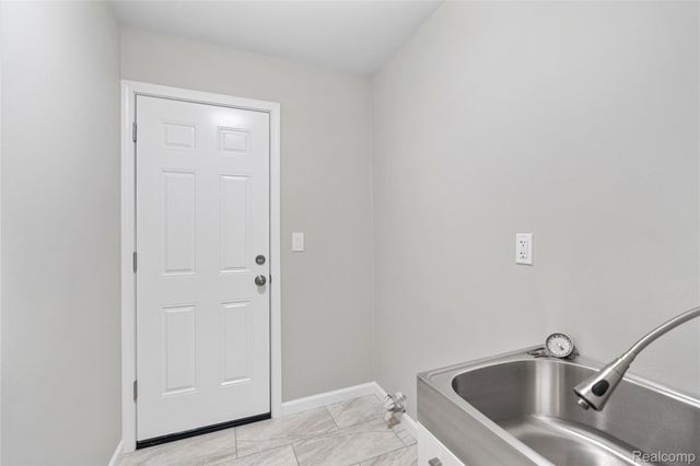 11476 Delmar Drive, Deerfield Township, MI 48430