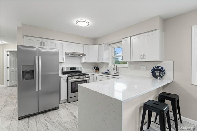 11476 Delmar Drive, Deerfield Township, MI 48430