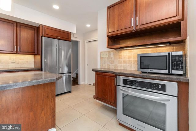 2414 STANWICK RD, Phoenix, MD 21131