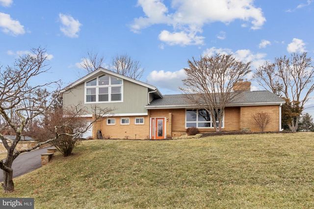 2414 STANWICK RD, Phoenix, MD 21131