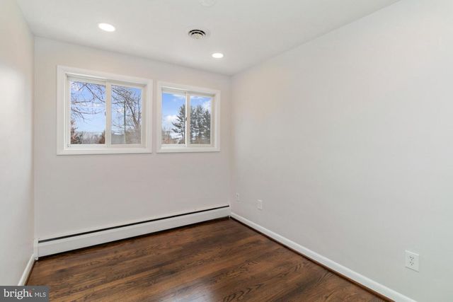 2414 STANWICK RD, Phoenix, MD 21131