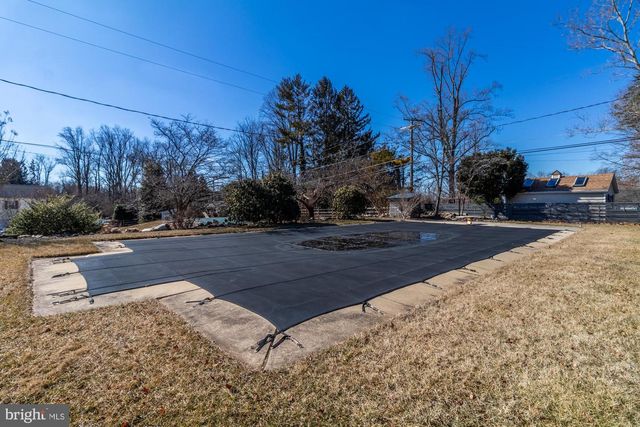 2414 STANWICK RD, Phoenix, MD 21131