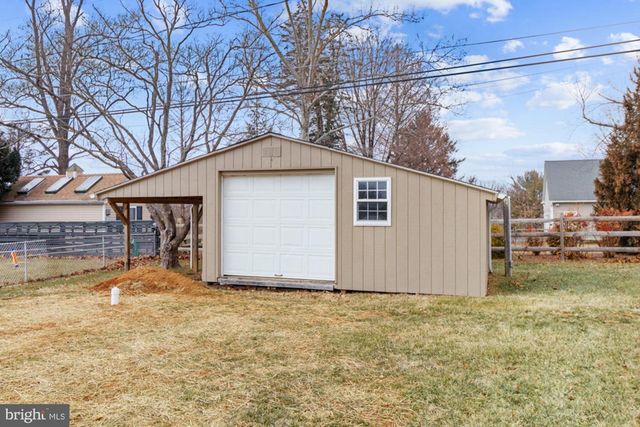 2414 STANWICK RD, Phoenix, MD 21131