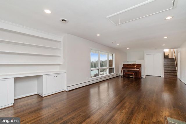 2414 STANWICK RD, Phoenix, MD 21131