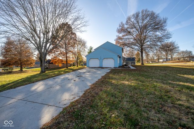 32 Edgelea Drive, Greencastle, IN 46135