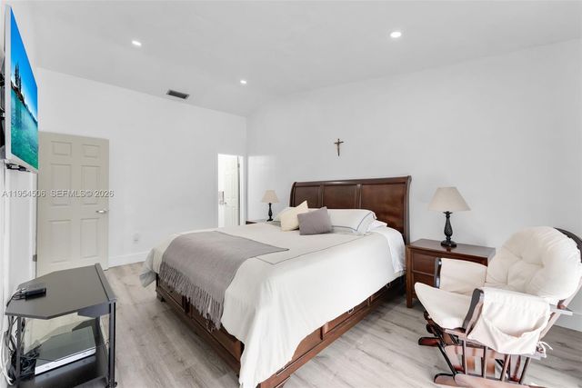 12234 SW 114th Ter, Miami, FL 33186